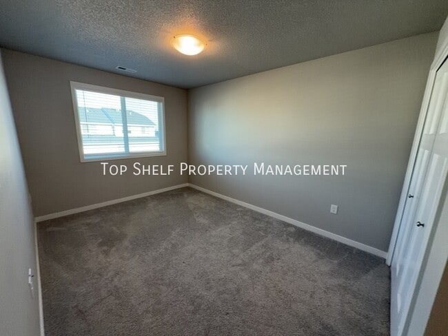Photo - 5711 NE Lowell Ln