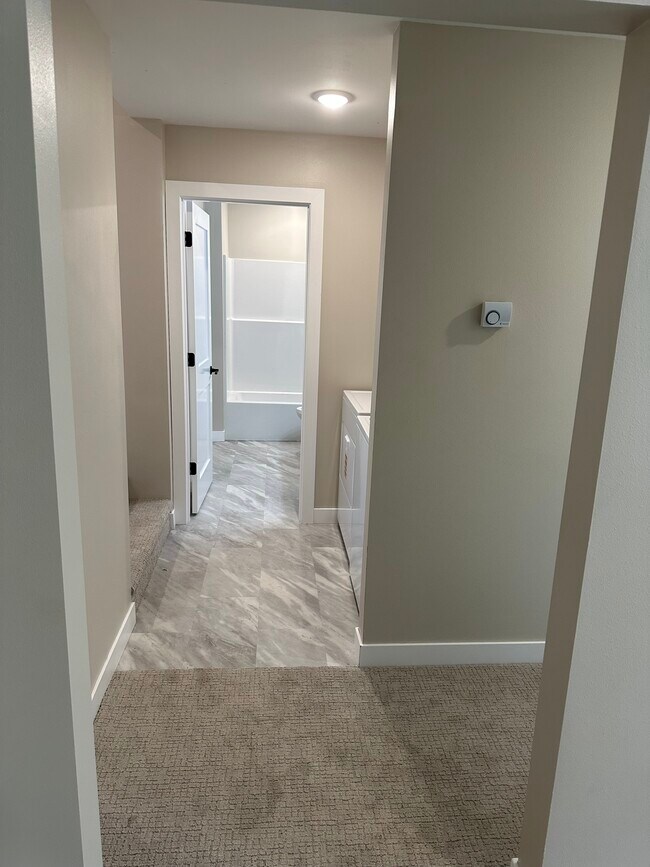 Photo - 1500 Lower Trentwood Cir NE Unidad A