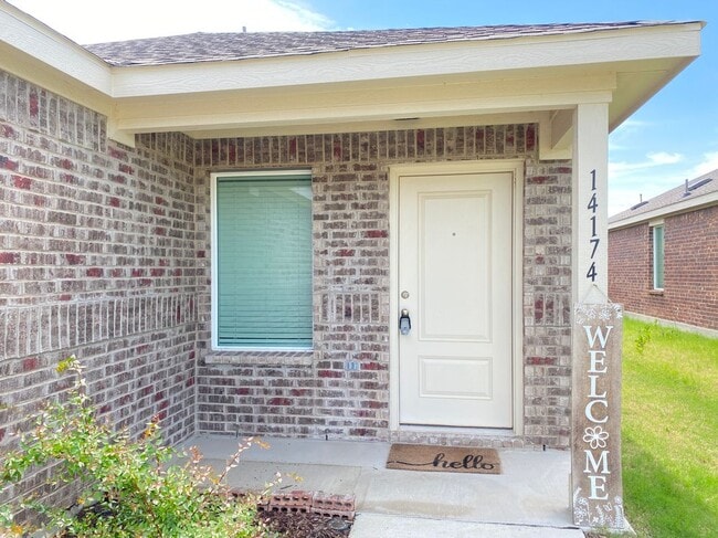 Photo - 14174 Inglebert St
