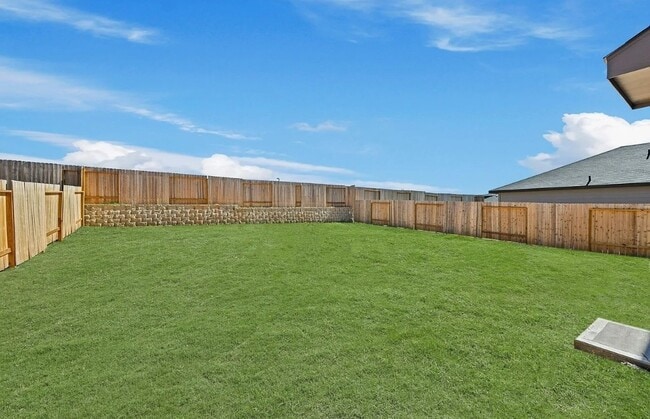 Photo - 40826 Hawthorne Glades St