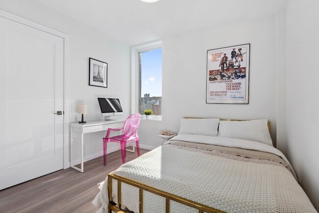 Photo - 1 Lenox Rd Unit PHA