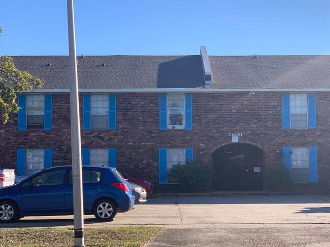 Photo - 6752 Titian Ave