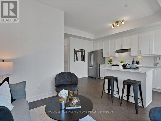 Photo - 9560 Islington Ave.