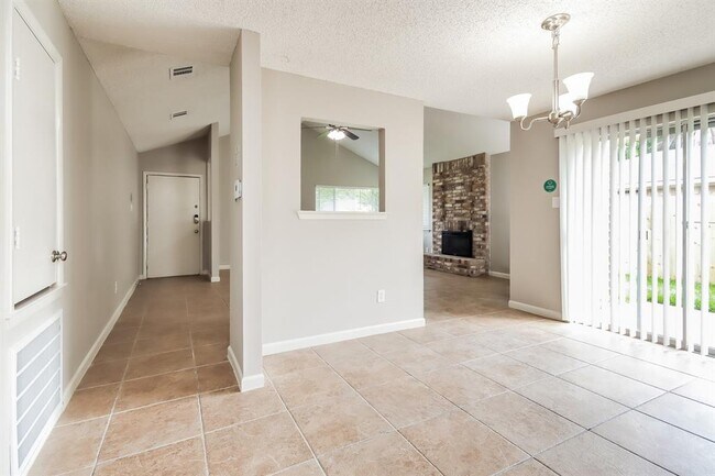 Photo - 7223 La Entrada Dr