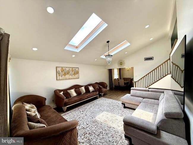 Photo - 13042 Trina Dr