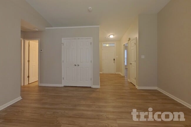 Photo - 1816 Oakdale Green Dr