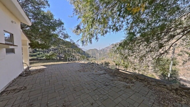 1210 Toro Canyon Rd