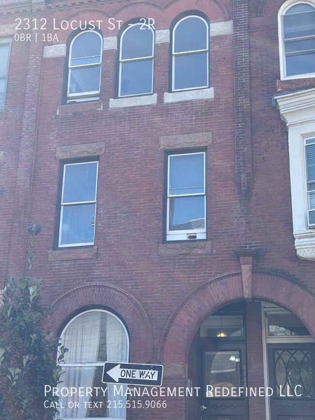 Building Photo - 2312 Locust St Unit 2R