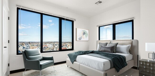 Photo - 600 Broadway Unidad 204