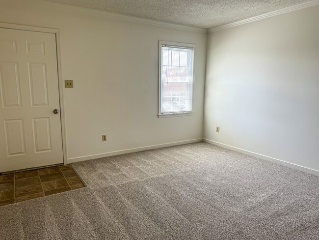 Photo - 310 Kent Ave