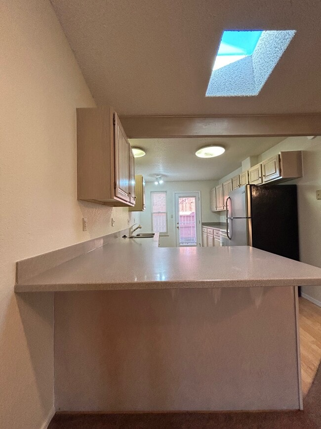 Photo - 1331 E Parkway Dr