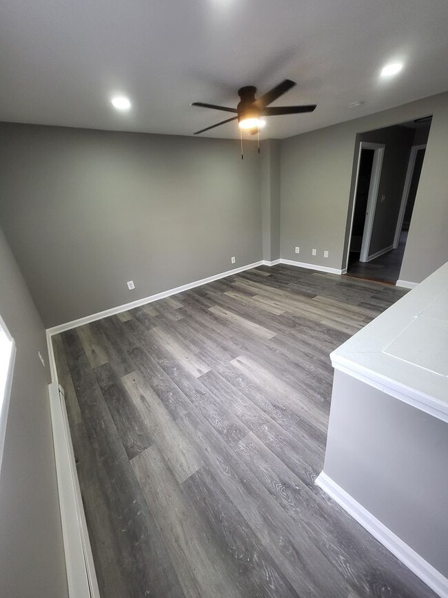 Photo - 915 Jack St Unidad 2