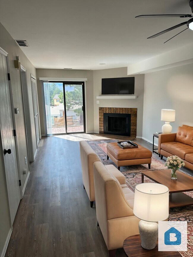 Photo - Stunning Mountain Views with Private Garage! 2 Bed/1.5 Bath Townhouse! Coming Late April! Unit 5460 Fiesta Lane