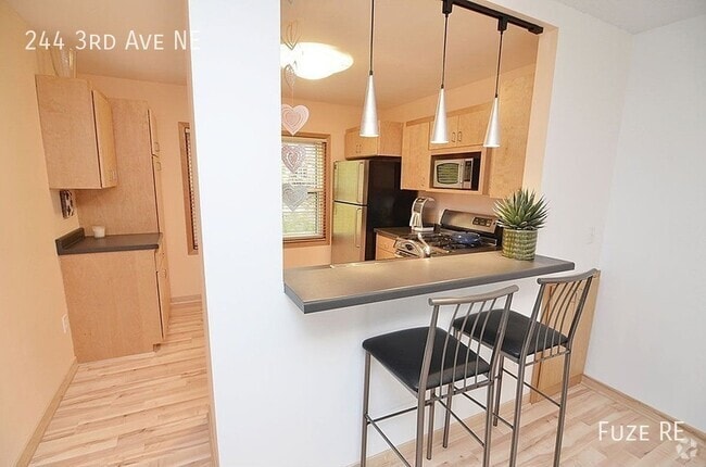 Building Photo - 244 3rd Ave NE Rental
