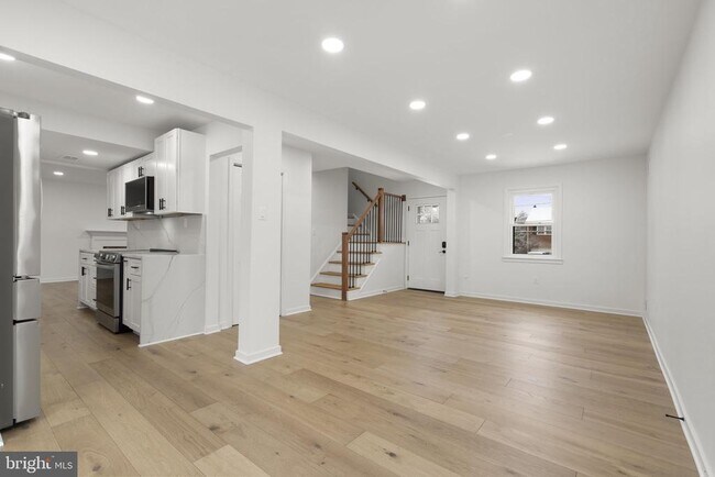 Photo - 2339 N Powhatan St