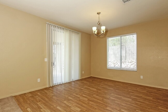 Photo - 1316 S Flaxseed Dr