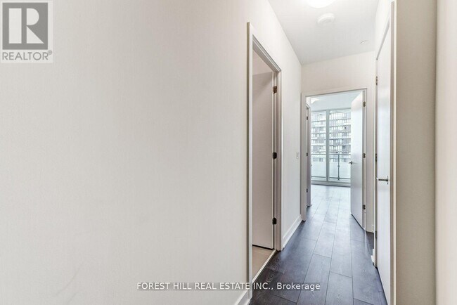 Photo - 2221 Yonge St Unit 4402