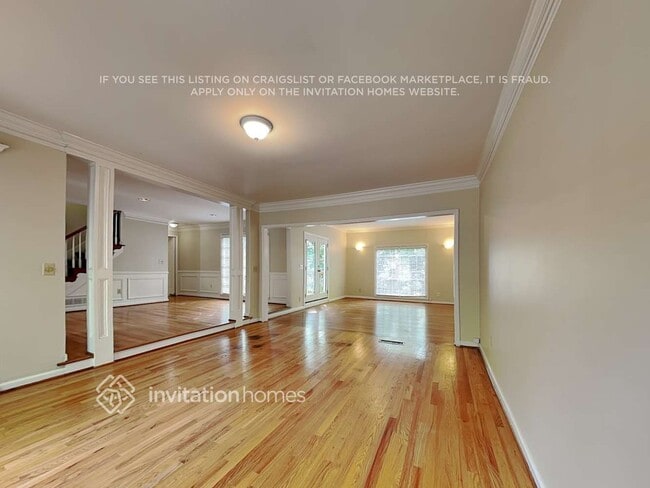 Photo - 9320 N Lake Dr