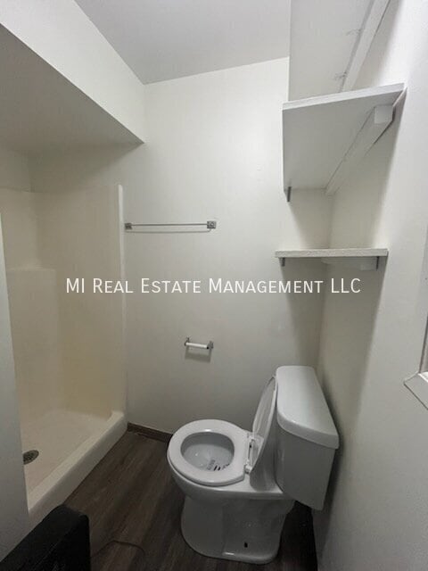 Photo - 4884 Stauffer Ave SE