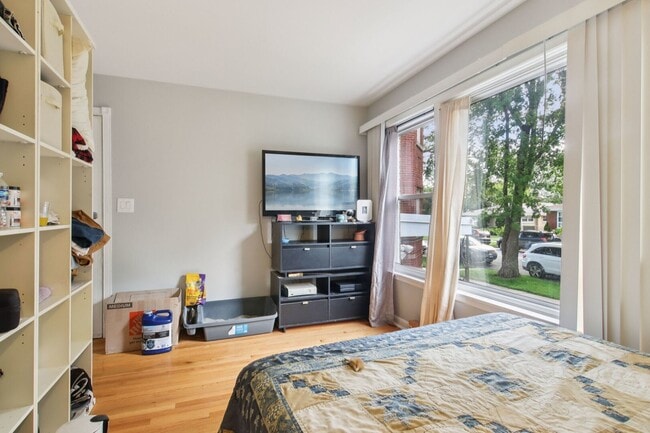 Photo - 8613 Trumbull Ave Unit 1