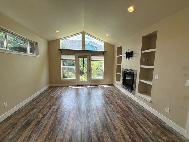 Photo - Stunning Like-New NE Home on Quiet Cul-de-Sac with Covered Patio, 3 Bedroom Home with Bonus Room