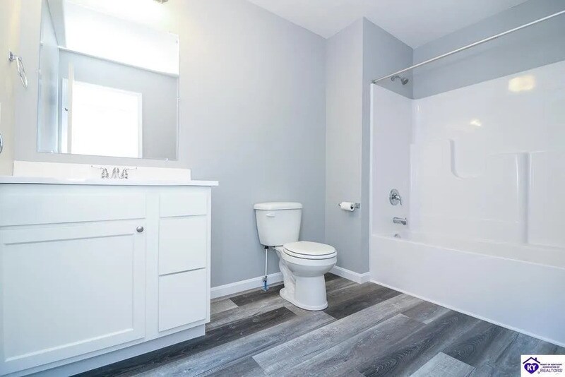 Photo - 18 Evergreen Ct