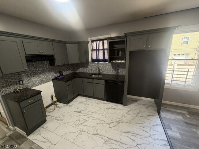 131 Huntington Terrace