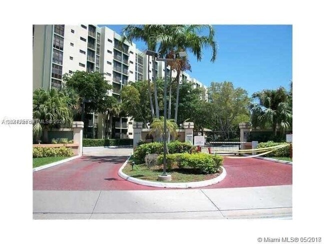 Photo - 17021 N Bay Rd Unit 625