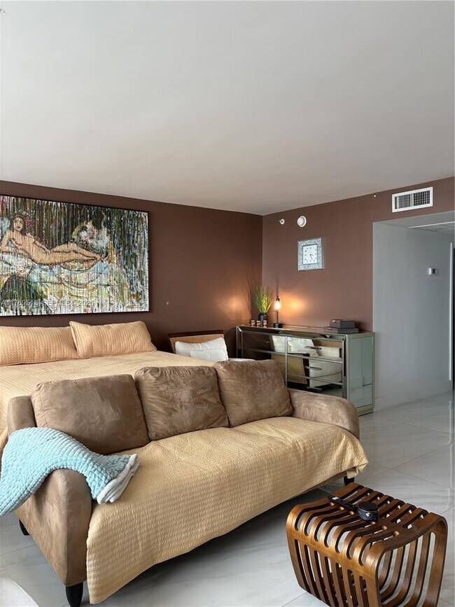 Photo - 100 Lincoln Rd Unidad 1128