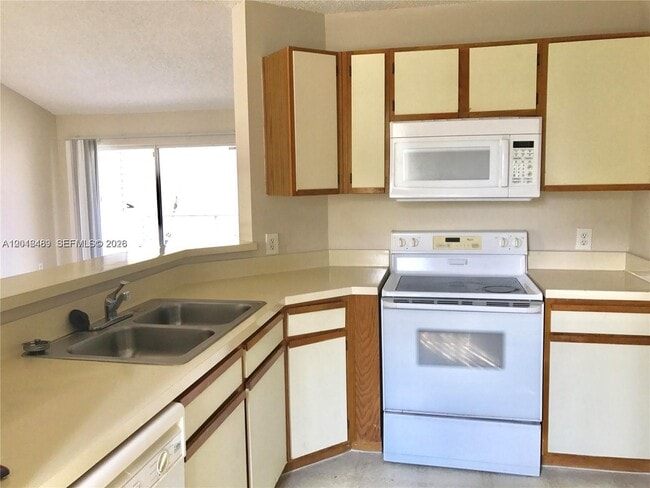 Photo - 3473 NW 44th St Unit 205