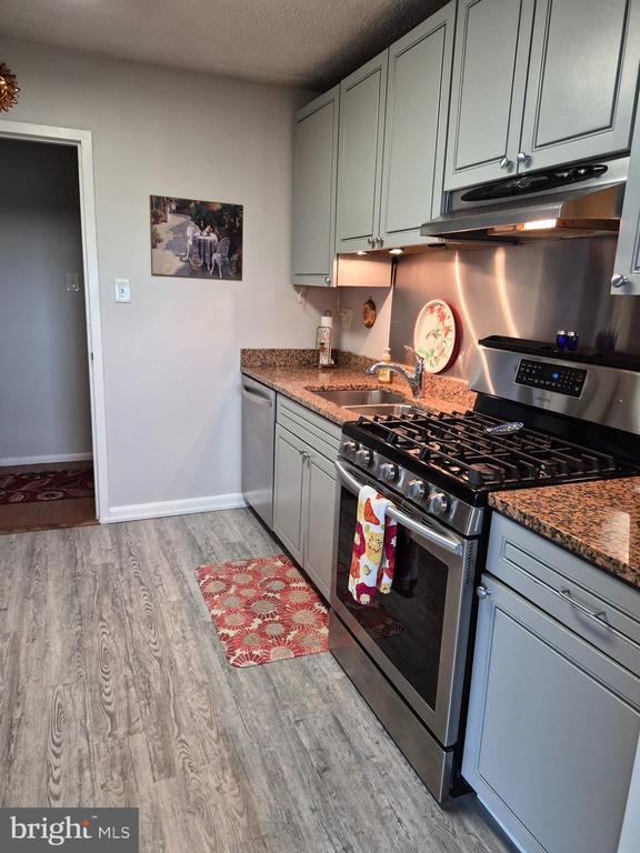 Photo - 2500 N Van Dorn St Unit 1001