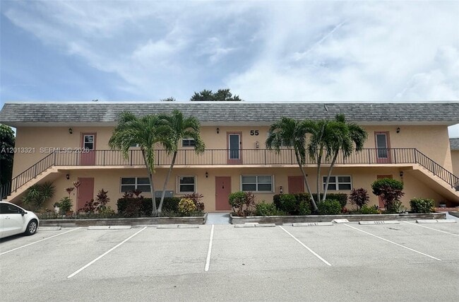 Building Photo - 2950 SE Ocean Blvd Unit 555