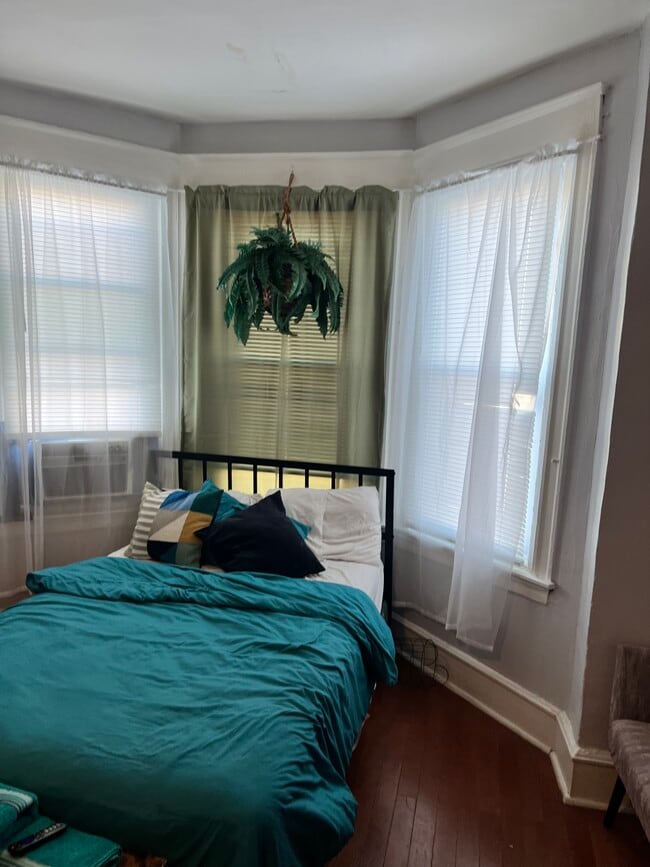 3539 N 11th St Unit 1