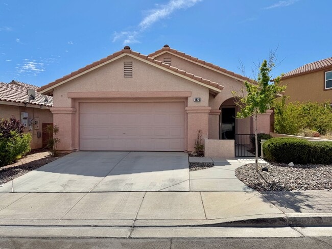 Building Photo - 1420 Dream Bridge Dr