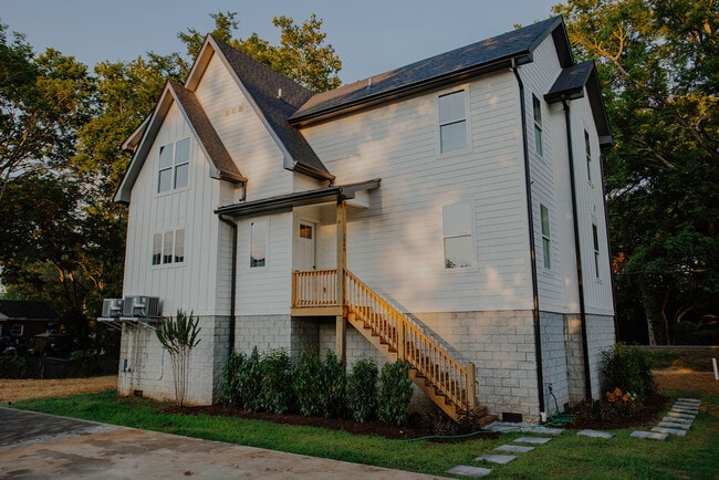 Building Photo - 1000 Camilla Caldwell Ln Rental