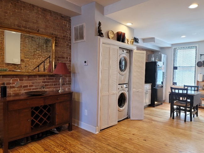 Photo - 503 W Lexington St Unidad A