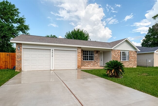 Photo - 8619 Valley Meadow Dr