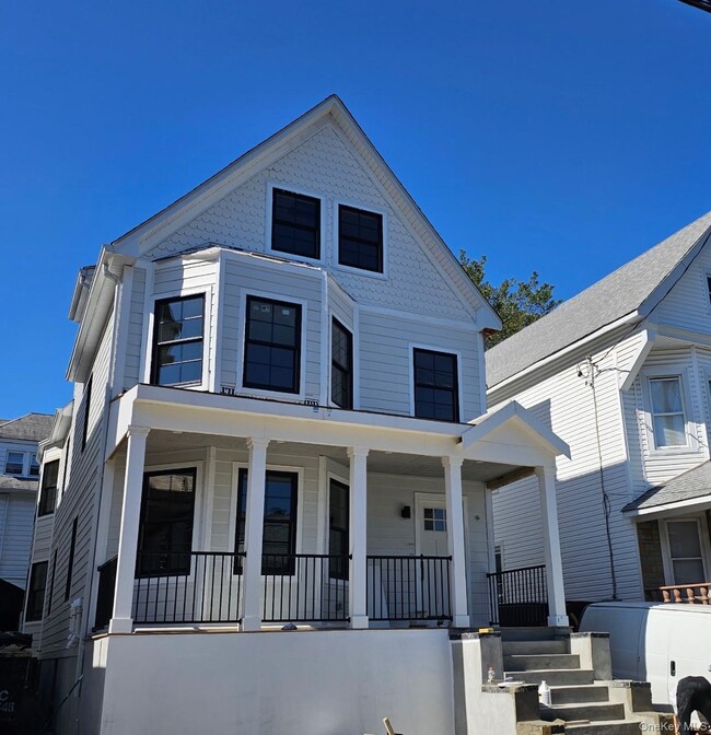 Building Photo - 356 S Tenth Ave