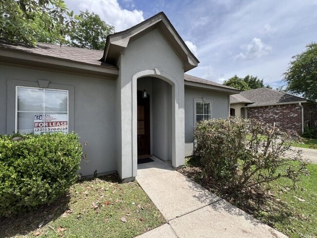 Photo - Beautiful 3BR Home in Sought-After Beau Pré off River Rd – Open Floor Plan & Fenced Yard!