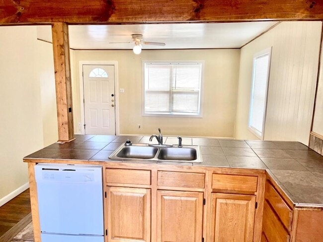 Photo - 2220 20th St