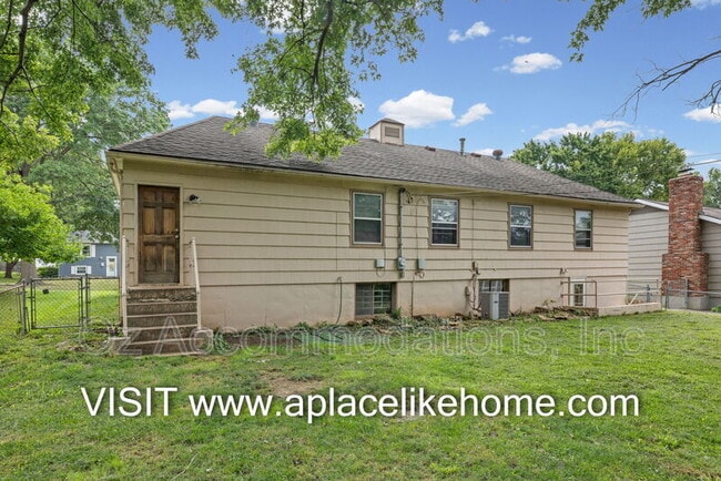 Photo - 8810 Benson St