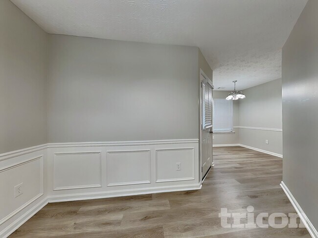 Photo - 1528 Cardinal Ln