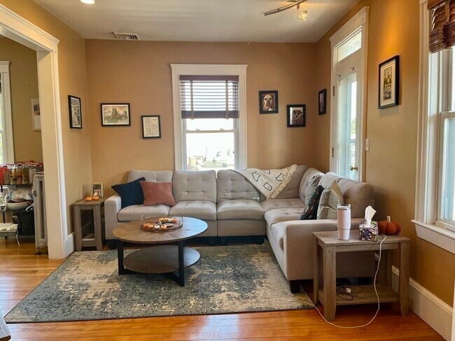 Photo - 377 Walden St Unit 3