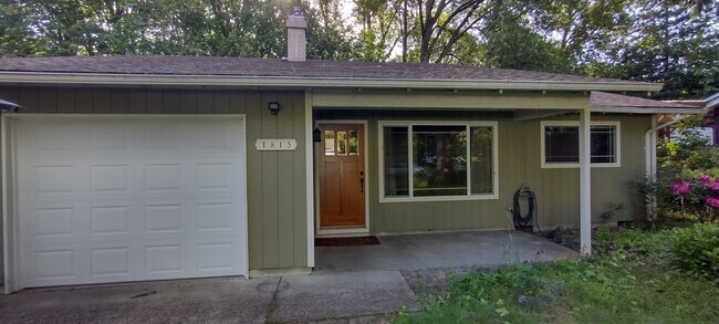 Photo - 1815 SE Bethel St