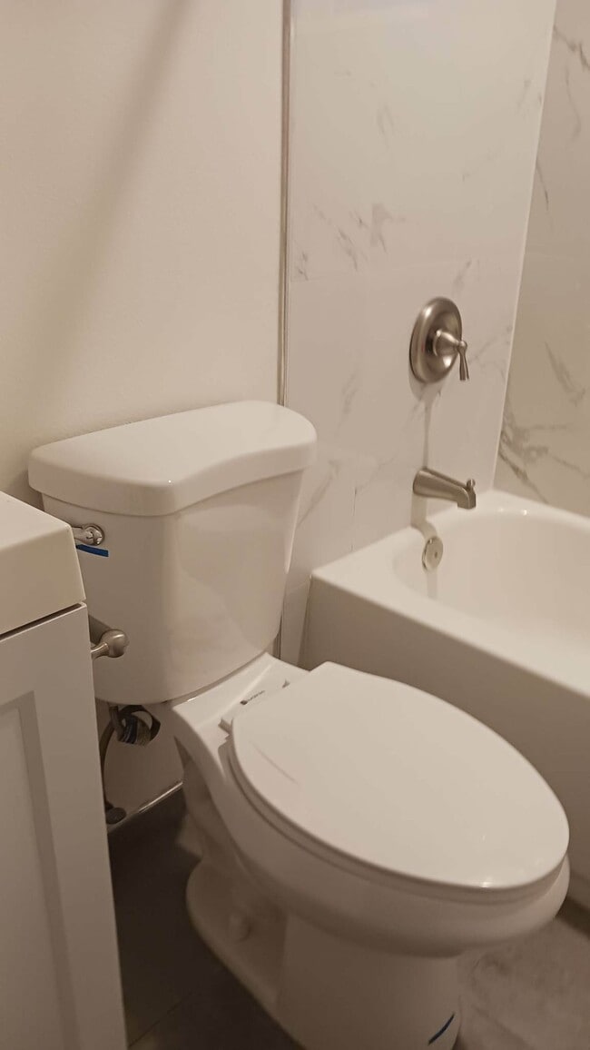 Photo - 1160 98th Ave