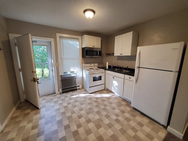 Photo - 1BR 1BA Main Level Unit - Tri-plex Property in Stillwater Unit 2