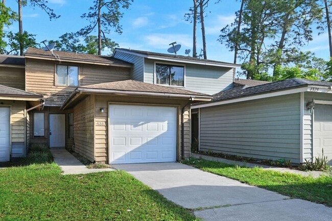 4317 Windergate Ct