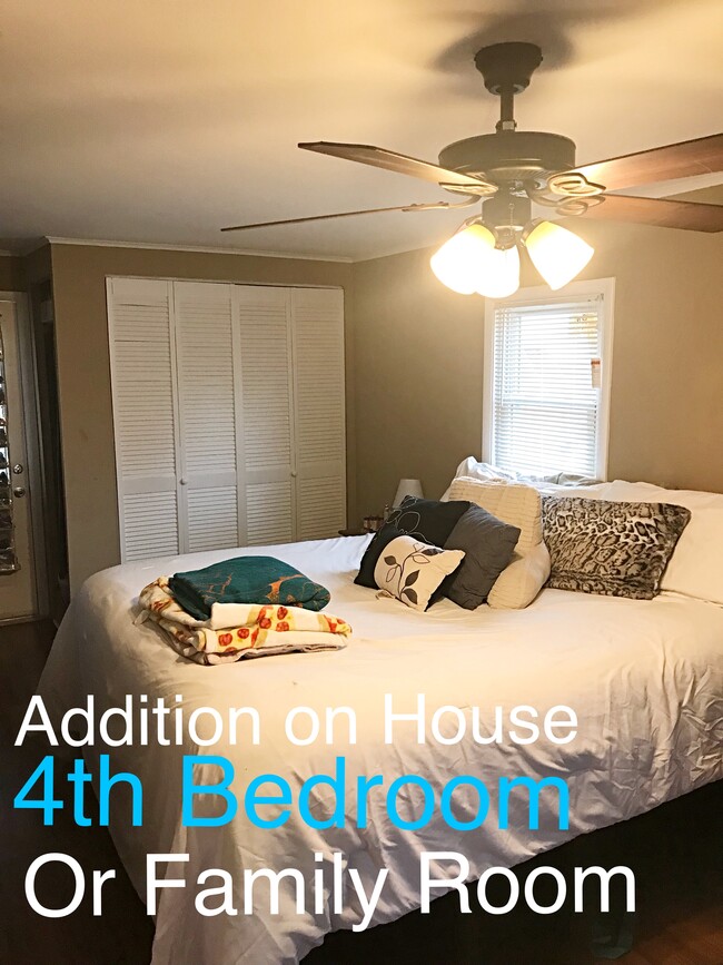 Photo - 1200 Yellowstone Dr