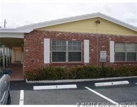 Building Photo - 4540 Bougainvilla Dr Unit 9