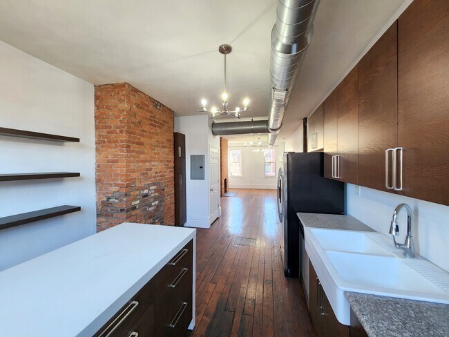 Photo - 5330 Butler St Unit Loft